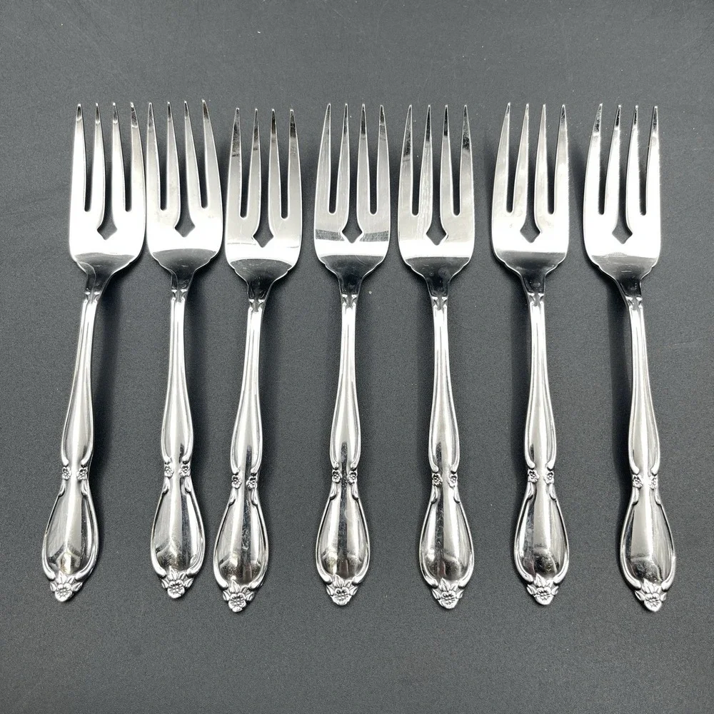 Oneida Community Chantelaine Stainless Salad Forks Lot of 7 Replacement Flatware